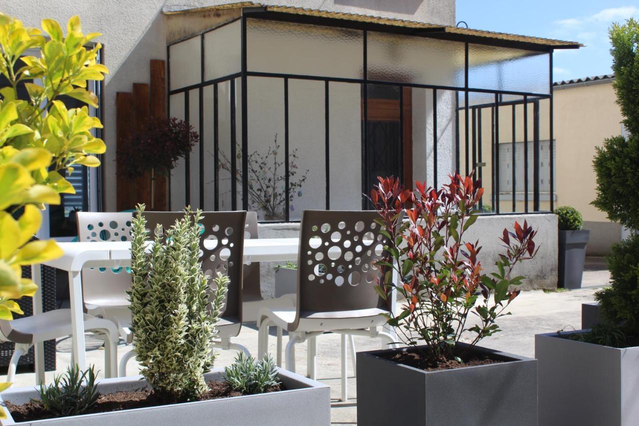 Maison Lc *